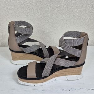 Sorel Joanie III Women's Sport Strap Wedge Sandsls Size 10.5 Taupe Tan Black
